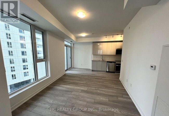 Building Photo - 498 Caldari Rd