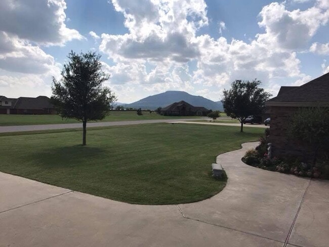 Building Photo - 1088 Gray Hawk Dr