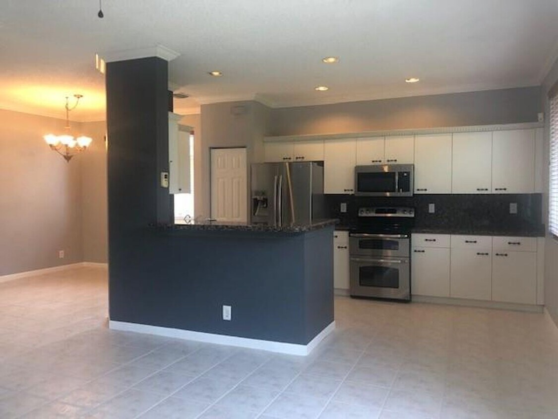 Foto principal - 4319 Greenbriar Ln