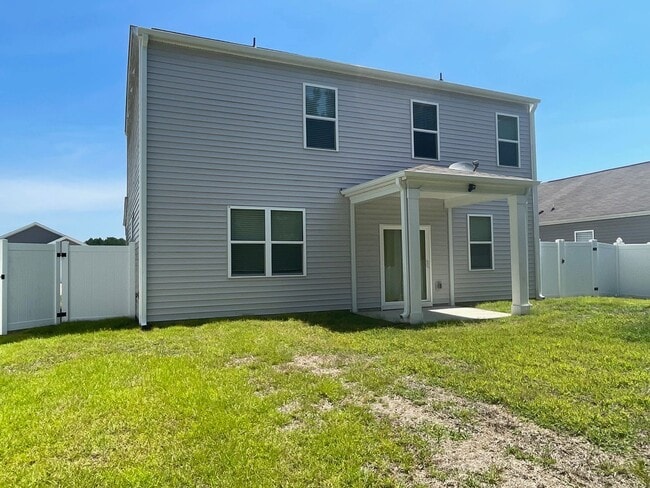 Photo - 4 BR 2.5 BA in Harmony House