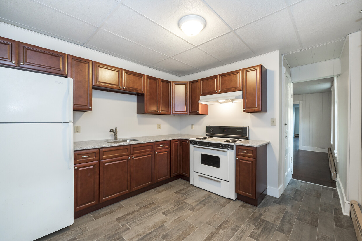 Newly updated kitchen with granite counters - 351 Cherry St