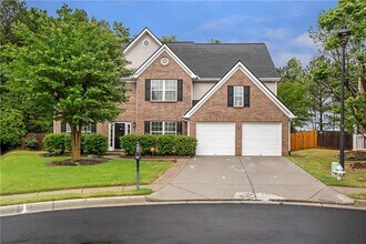 Building Photo - 709 Roxholly Ln NE