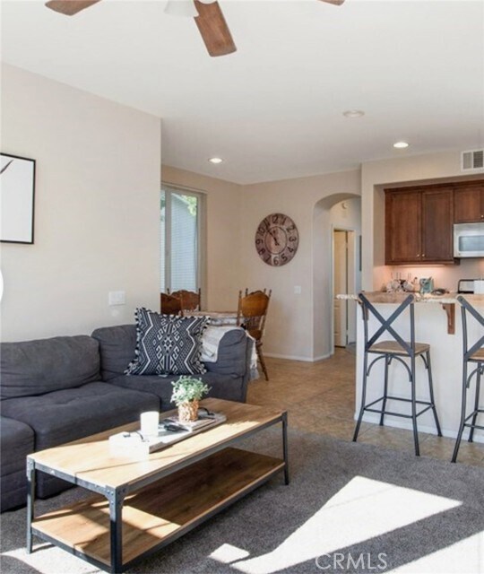 Building Photo - 40171 Pasadena Dr