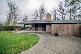 Building Photo - 13562 37th Ave S