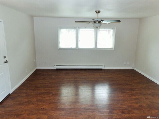 Foto del edificio - 2512 NE 7th St