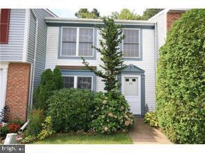 Foto principal - 34 Beechwood Ct