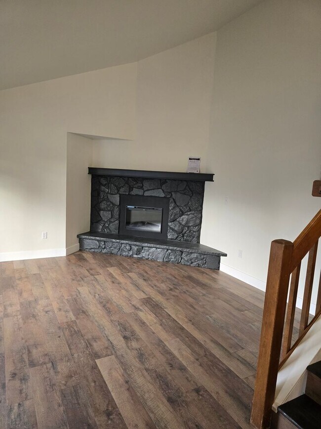 Foto del edificio - Charming 3BR House in Louisville