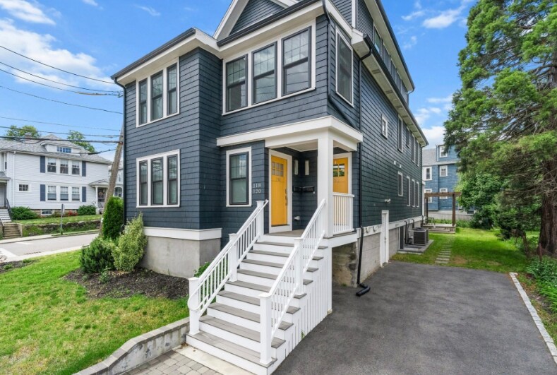 Primary Photo - 118 Spring St
