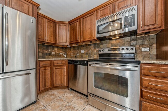 Building Photo - 4800 S Chicago Beach Dr