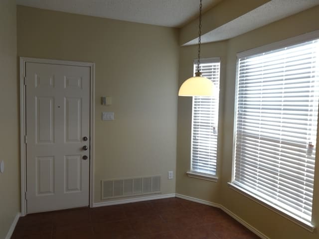 Building Photo - 2937 Timber Creek Trail
