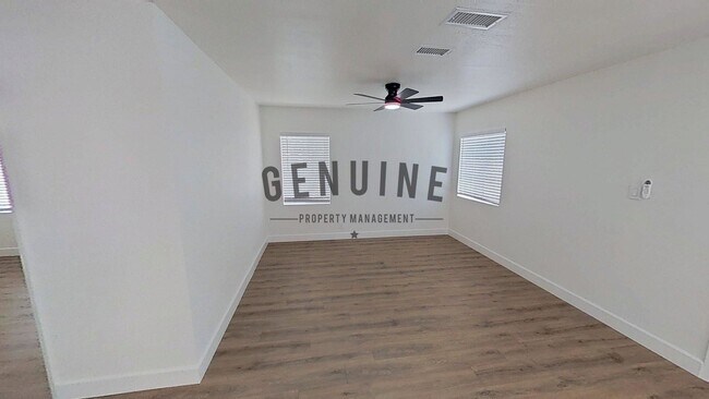 Foto del edificio - Upgraded 4Bd 2Ba Home
