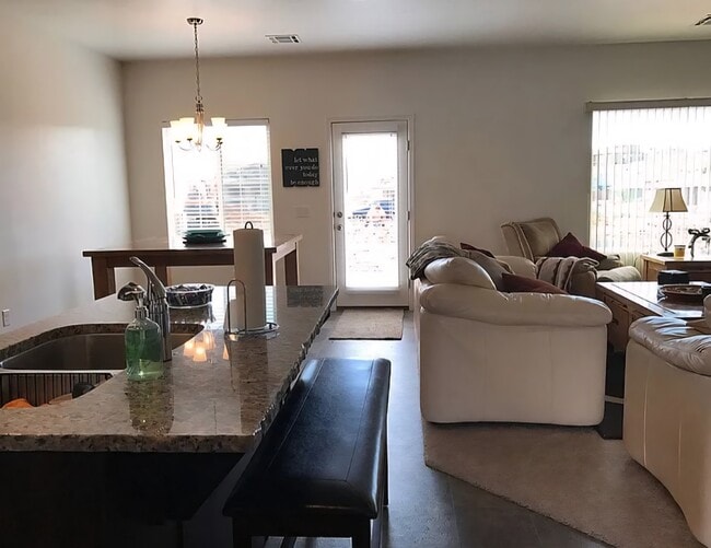 Foto del edificio - 3664 E Altair Way