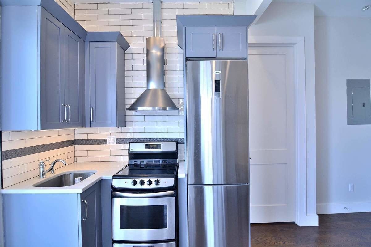 Primary Photo - 2024 Nostrand Ave