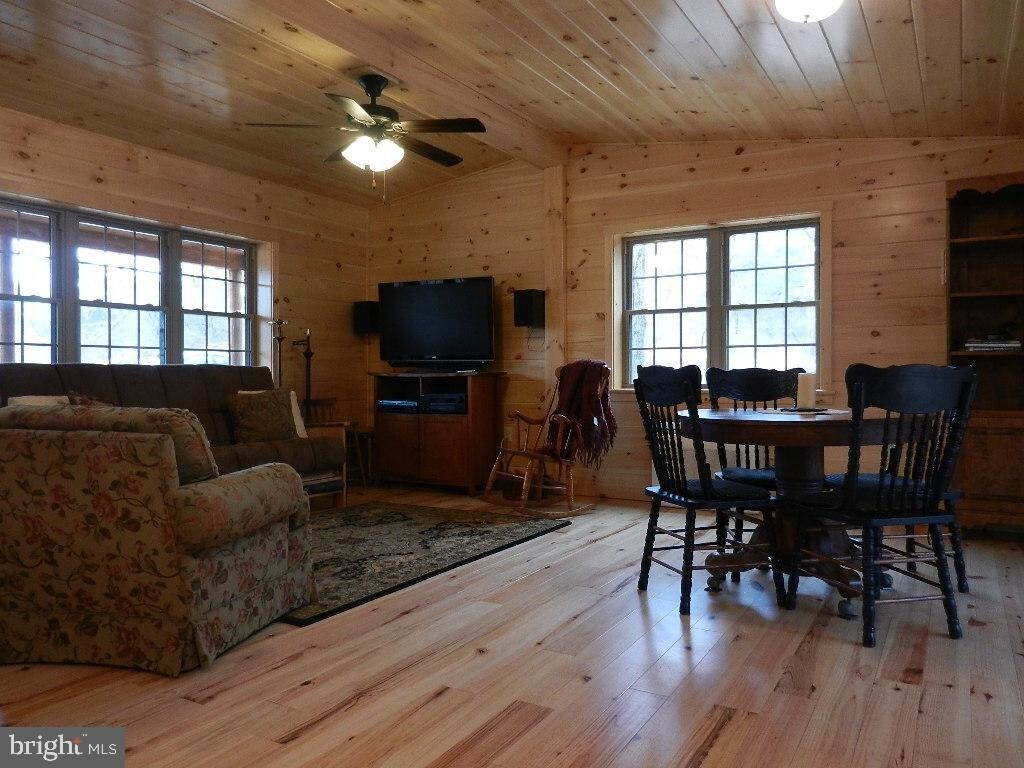 Foto principal - 18134 Blessed Ln