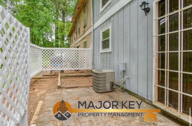 Foto del edificio - 2340 Beaver Ruin Rd