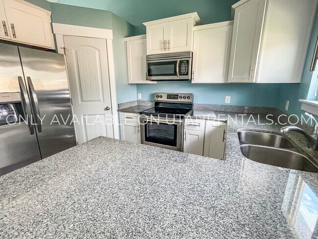 Building Photo - 4552 Long Way