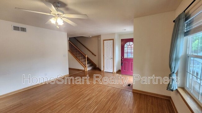 Building Photo - 508 Ridge Ave