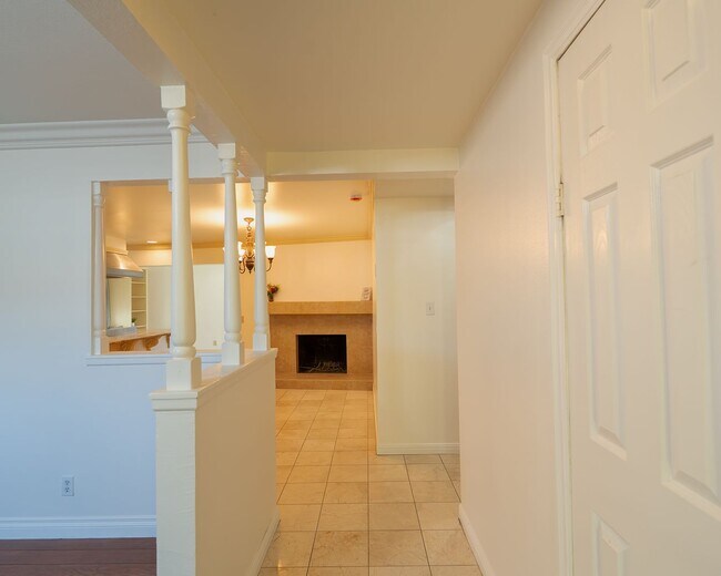 Foto del edificio - Beautiful & Spacious Home in Rowland Heights