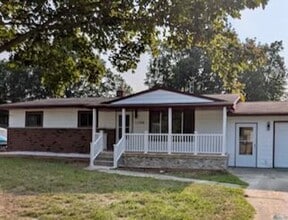 Building Photo - 11354 Berkshire Dr