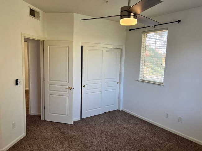 Building Photo - Balboa Park Luxury Living