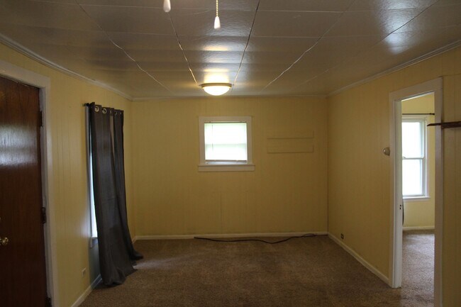 Foto del edificio - Available Now in Flint Twp.!