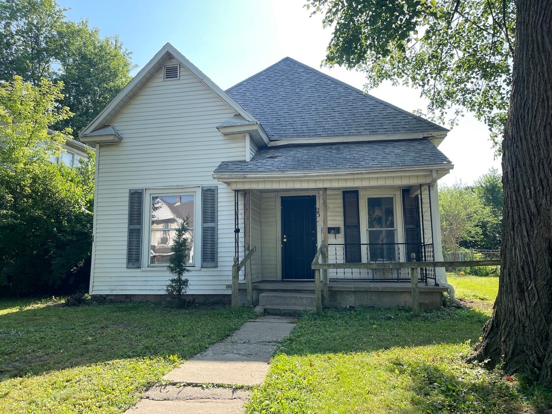 Primary Photo - 23 Minnesota Ave