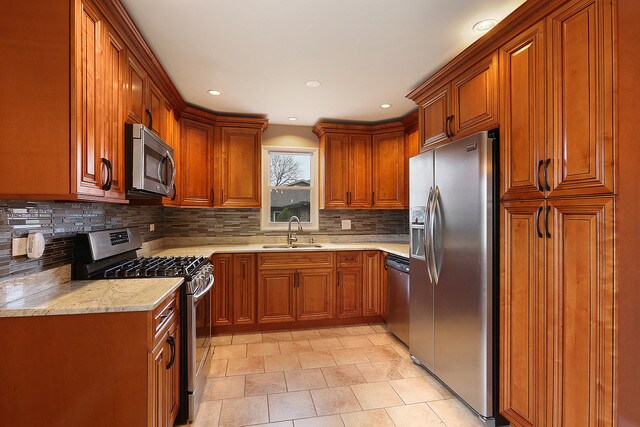 Building Photo - 14209 Meadowview Ct