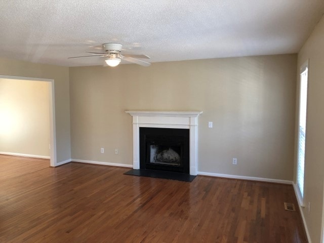 Building Photo - 109 Hidden Farm Ln
