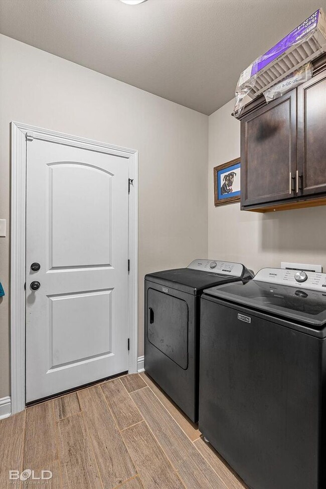 Foto del edificio - Legacy Pointe