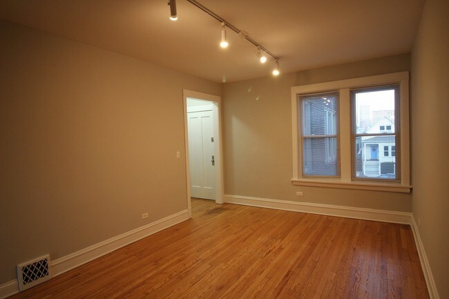 Foto del edificio - 5340 N Paulina St