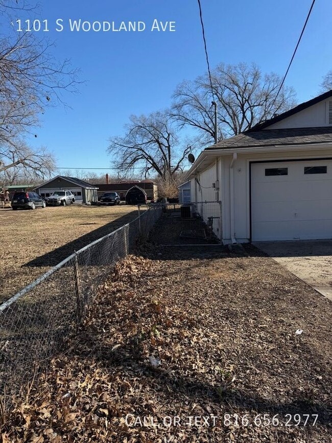 Building Photo - 1101 S Woodland Ave