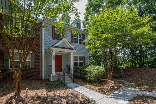 Building Photo - "Charming 3-Bed Home with 2.5 Baths close ...