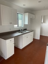 Building Photo - 1430 S New St