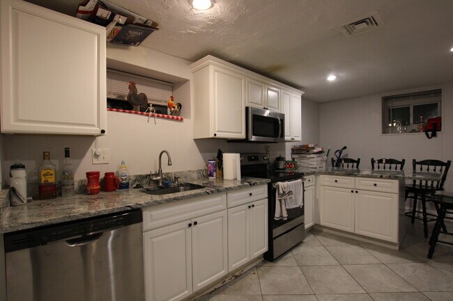 Foto del edificio - 58 Dudley St