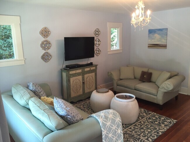 Foto del edificio - 2203 Oak St