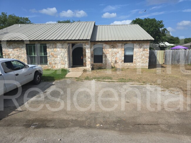 Foto del edificio - 1104 Columbia Ave