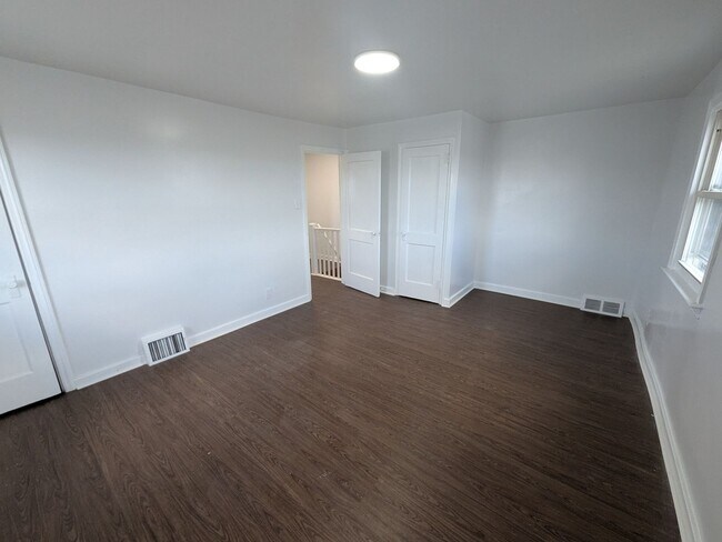 Foto del edificio - Stunning 3 Bedroom Home - Mayfair