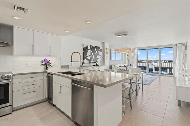 Foto del edificio - 800 SE 20th Ave