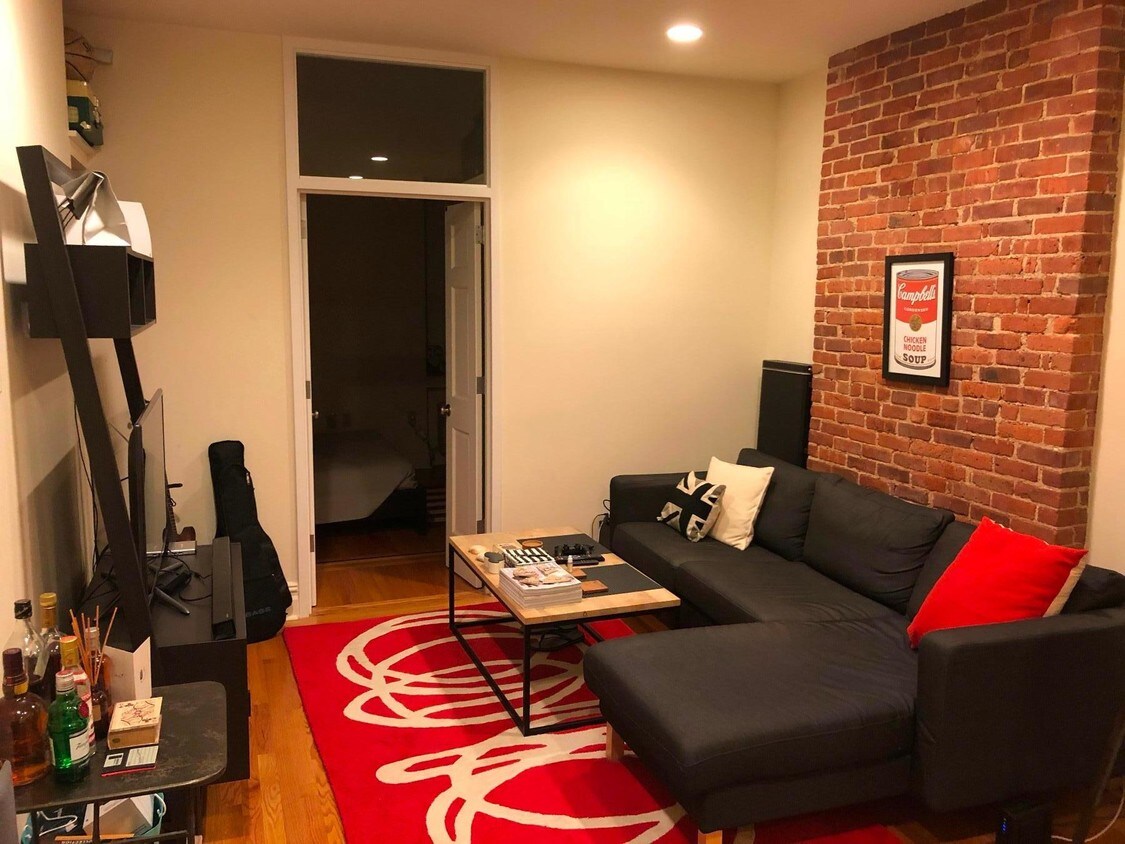 Foto del edificio - 309 E 76th St