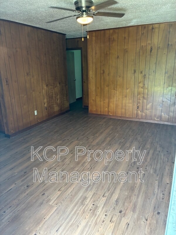 Foto del edificio - 1007 Cedar St