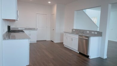 Building Photo - 10212 Gates Ml Rd