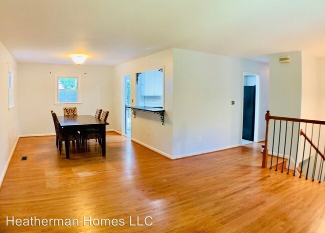 Building Photo - 5 br, 3 bath House - 29 Greenridge Drive