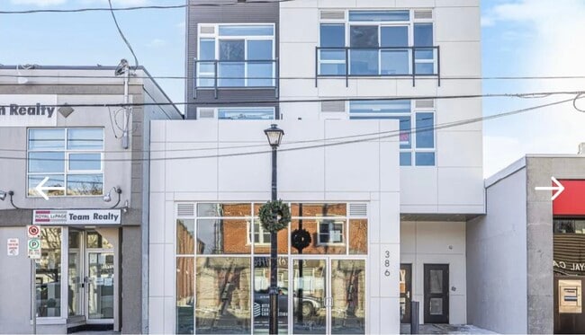 Building Photo - 386 Richmond Rd