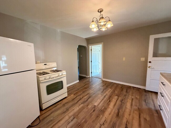 Foto del edificio - 446 Fontenelle St SE