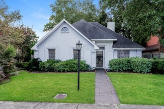 Building Photo - 3824 Elm Ave