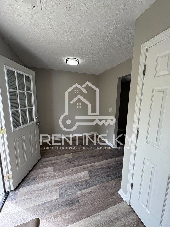 Foto del edificio - 1421 Westwood Dr