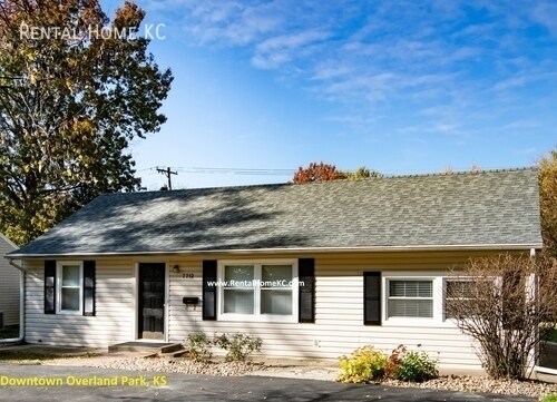 Building Photo - Super sharp remodeled 3-bed/2-bath Ranch  ...