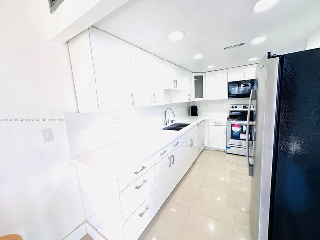 Foto del edificio - 290 174th St