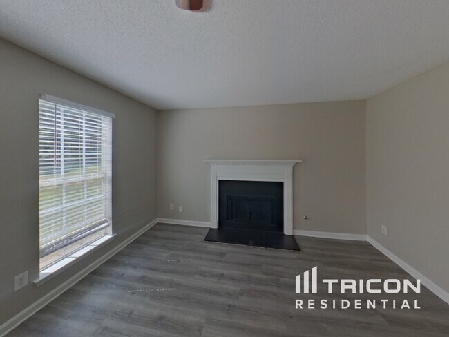Foto del edificio - 5753 Village Loop