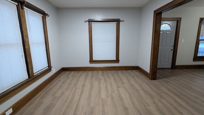 Foto del edificio - Welcome to this newly renovated gem located in the heart of North Canton